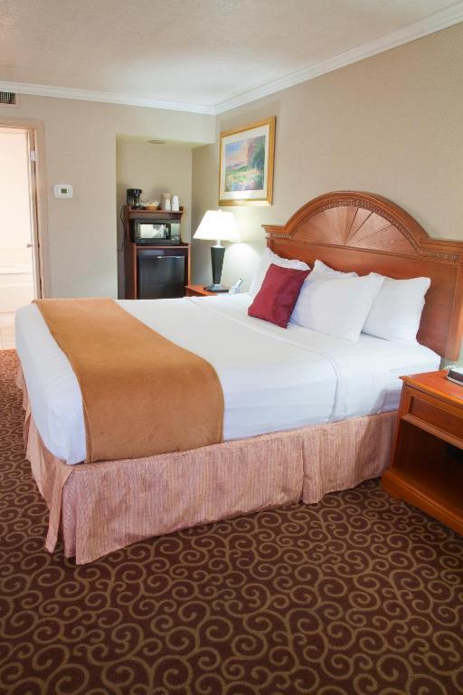Red Arrow Inn & Suites, A Travelodge By Wyndham Montrose Rom bilde