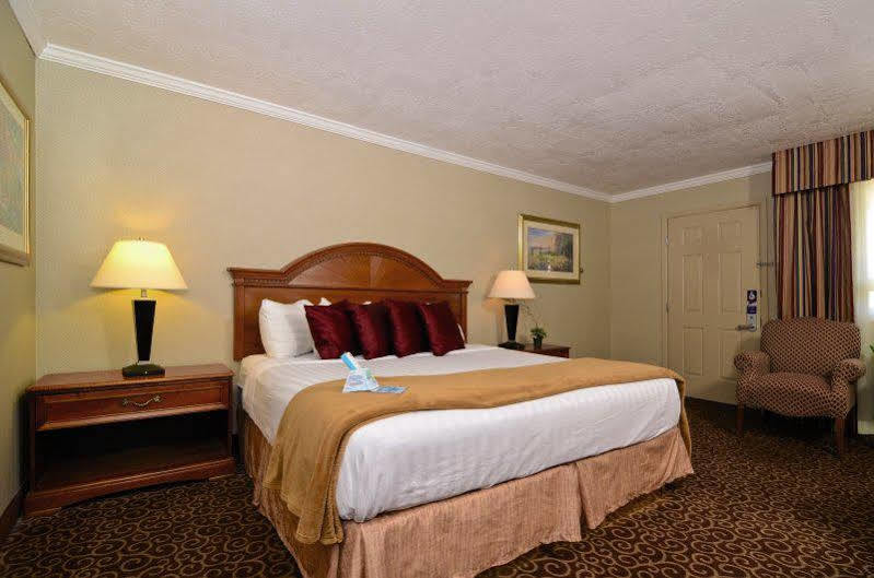 Red Arrow Inn & Suites, A Travelodge By Wyndham Montrose Eksteriør bilde